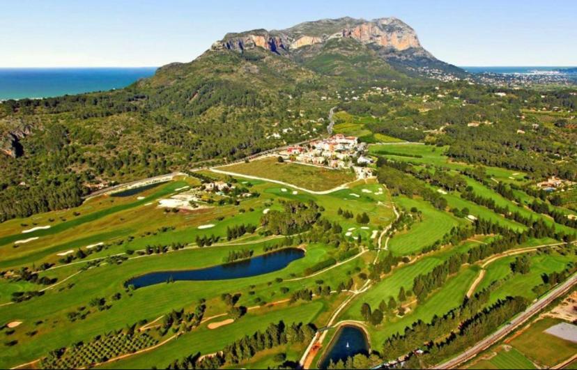 Maison Cosy Au Pied Du Golf Avec Piscine Privee Muntanya la Sella Екстер'єр фото